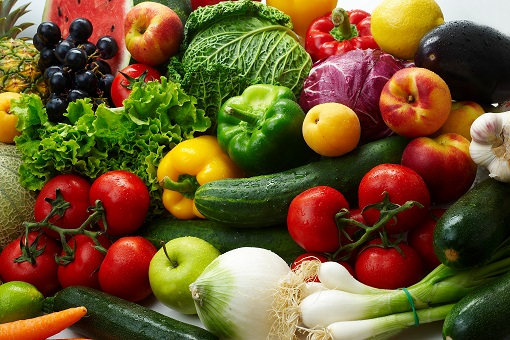 买回来的蔬菜水果会附着新冠病毒吗